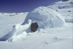 Iglovigak (remains of an abandoned igloo). 
Mallik Island, Southwest Baffin Island, Nunavut, 1…
